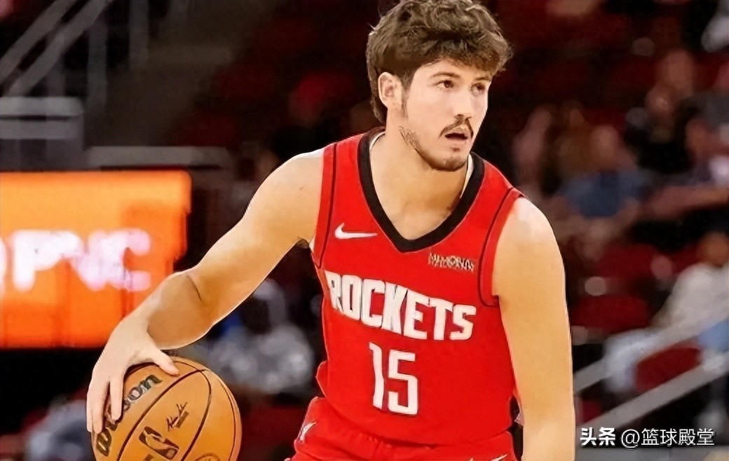 烏度卡看明白了嗎？謝潑德配卡佩拉上場就贏分，別無腦信任申京了