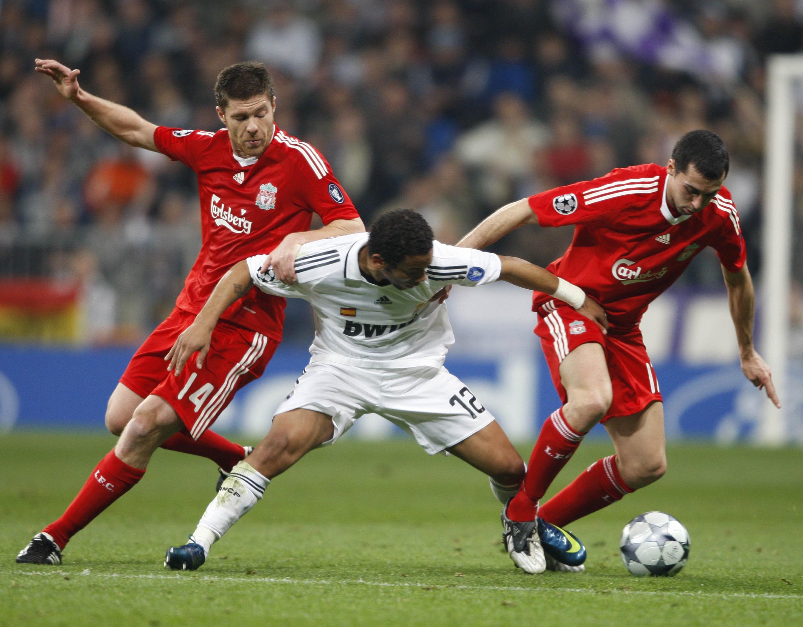 卡拉格：阿韋洛亞球員時代不算頂級，但他對自己實(shí)力認(rèn)識不足